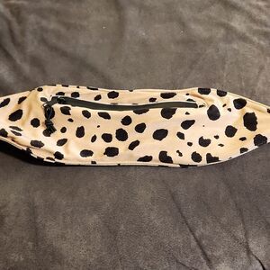 Triangl belt bag fanny pack crossbody zipper pouch running belt polka dot spots